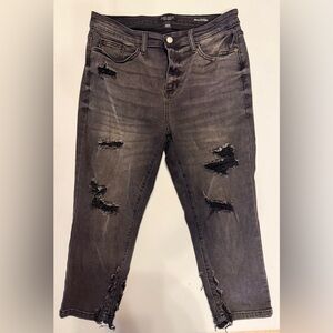 Judy Blue Charcoal Distressed Skinny Capri Jeans